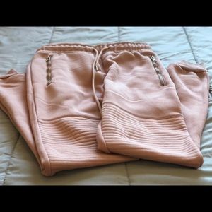 Men’s pink biker sweats. Zip pockets jogger ankle